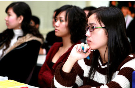 Một trường ĐH có 47 thí sinh đạt hơn 13 điểm